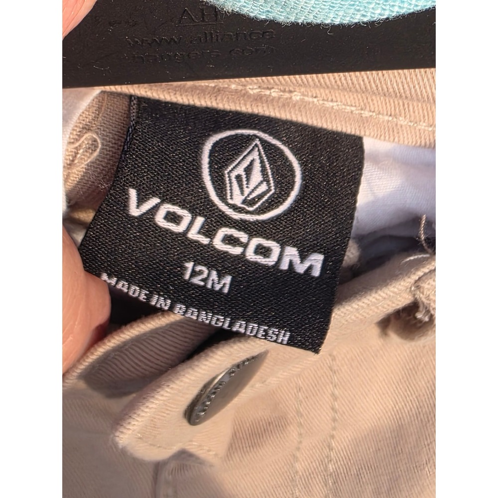 Volcom Toddler Boys 2-Piece Set Aqua Button Down Shirt and Khaki Shorts NEW - Picture 11 of 13